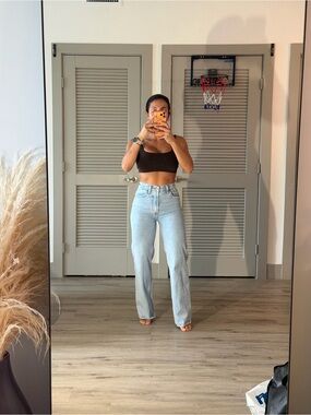 Abercrombie & Fitch 90s High Rise Relaxed Jeans